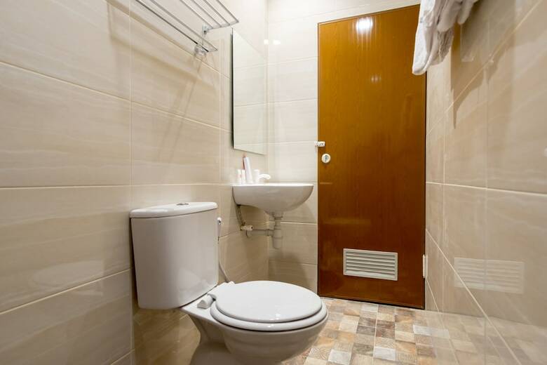 Hotel Oyo 938 Kingstone Guest House