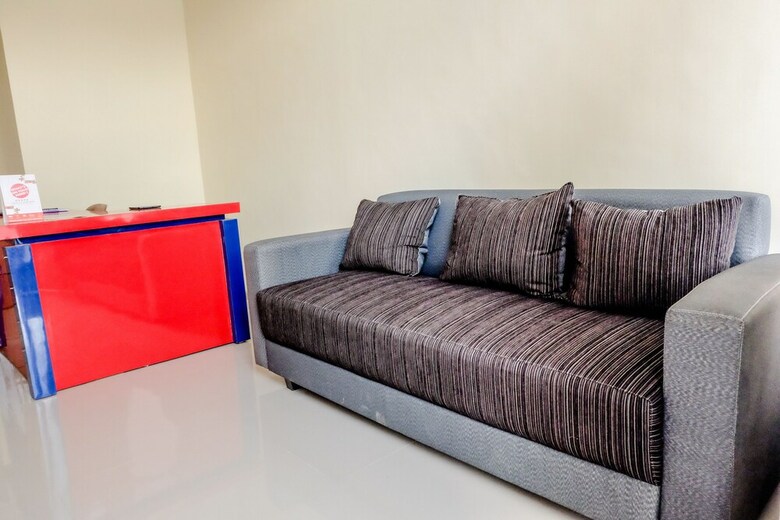 Hostal Oyo 1165 Cakalang Residence Syariah