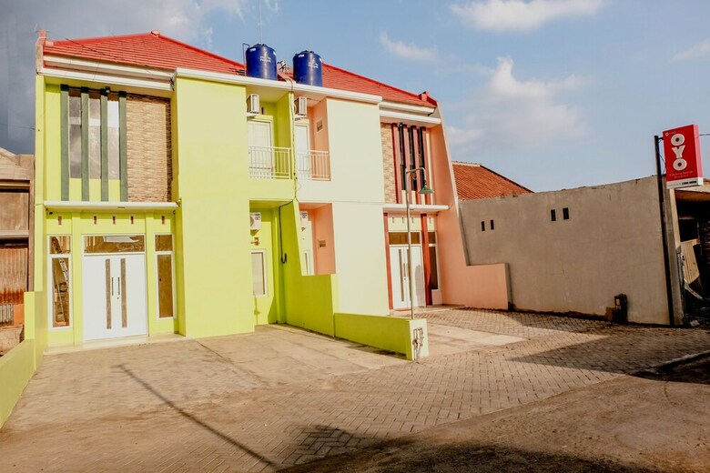 Hostal Oyo 1165 Cakalang Residence Syariah