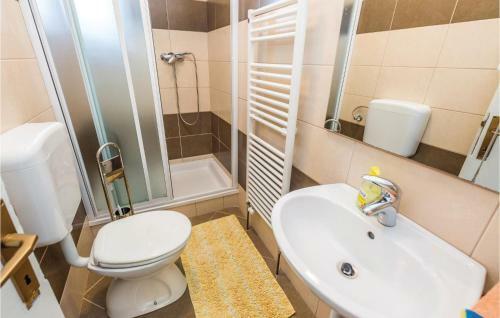 Two-bedroom Apartment In Supetarska Draga