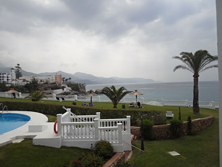 Apartamento Urbanizaci�n Las Palmeras 9