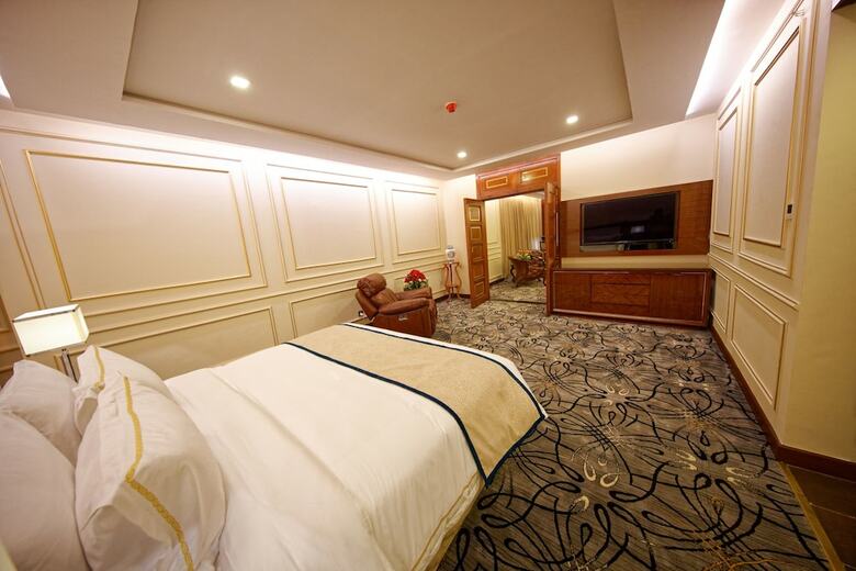 Hotel Royal Swiss Lahore