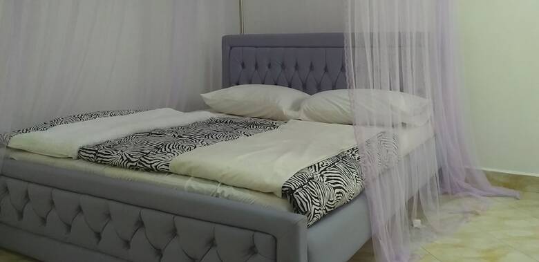 Senevin Gardens Hotel