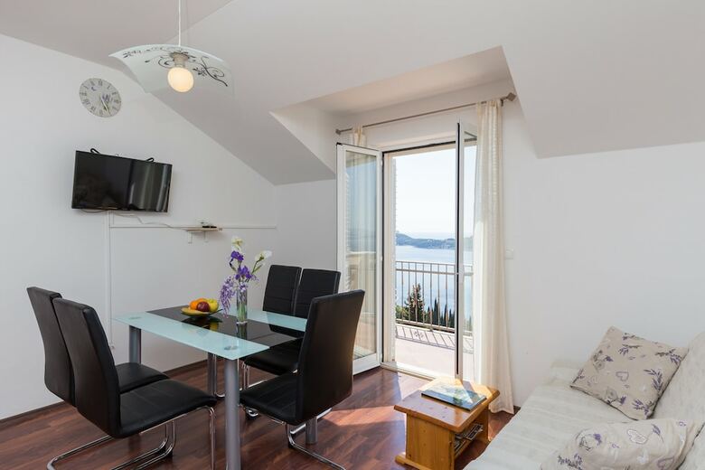 Apartments Bralovic