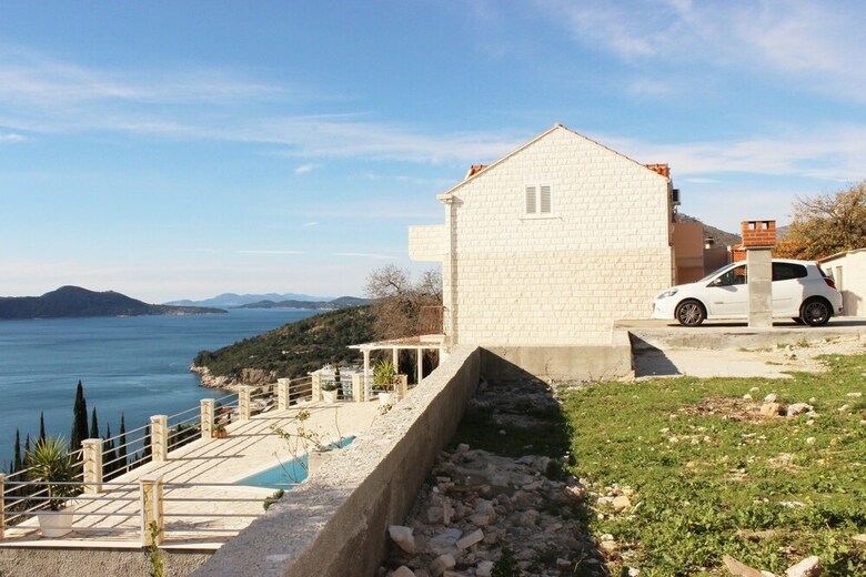 Apartments Bralovic
