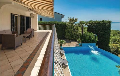 Four-bedroom Holiday Home In Rijeka