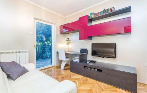 Four-bedroom Holiday Home In Rijeka