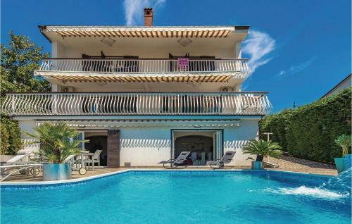 Four-bedroom Holiday Home In Rijeka