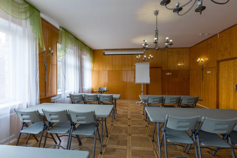 Hotel Recreational Center Green City