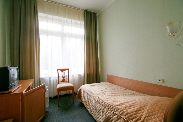Hotel Recreational Center Green City