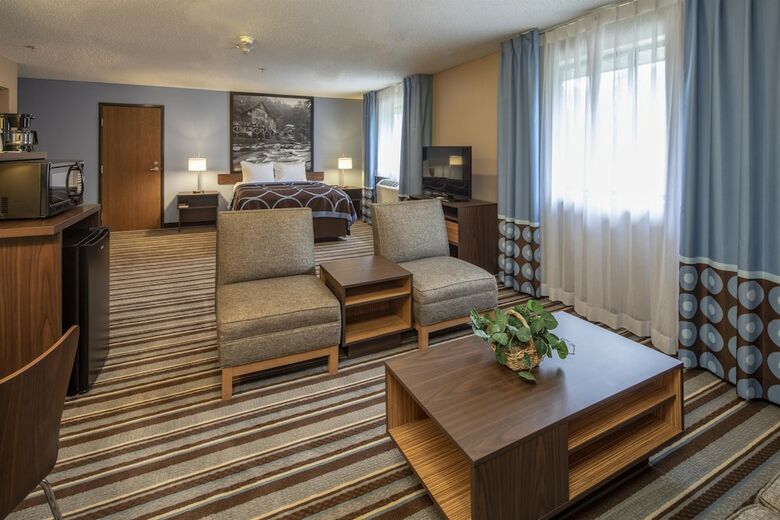 Motel Super 8 By Wyndham Steubenville