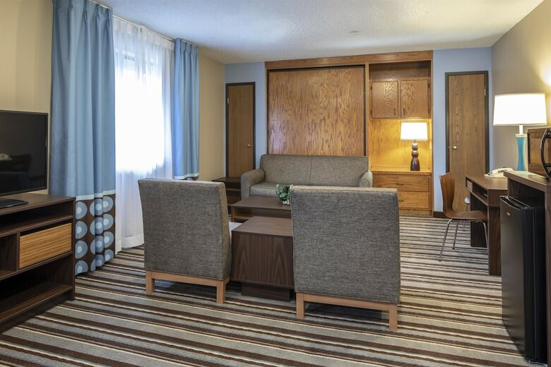 Motel Super 8 By Wyndham Steubenville