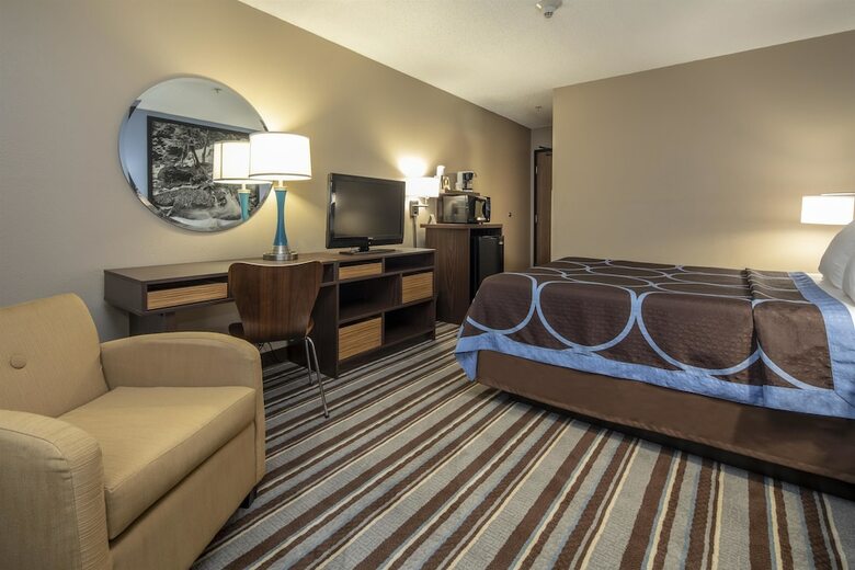 Motel Super 8 By Wyndham Steubenville