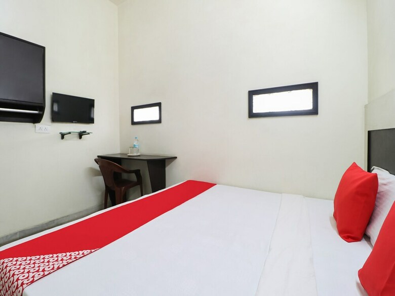 Hotel Oyo 45903 Royal Guest House