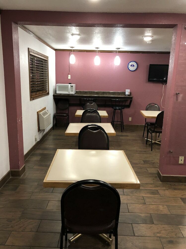 Hotel Americas Best Value Inn & Suites Sidney
