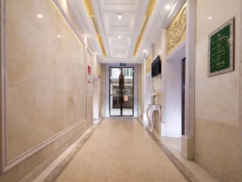 Vienna International Hotel (Shantou Simapu)