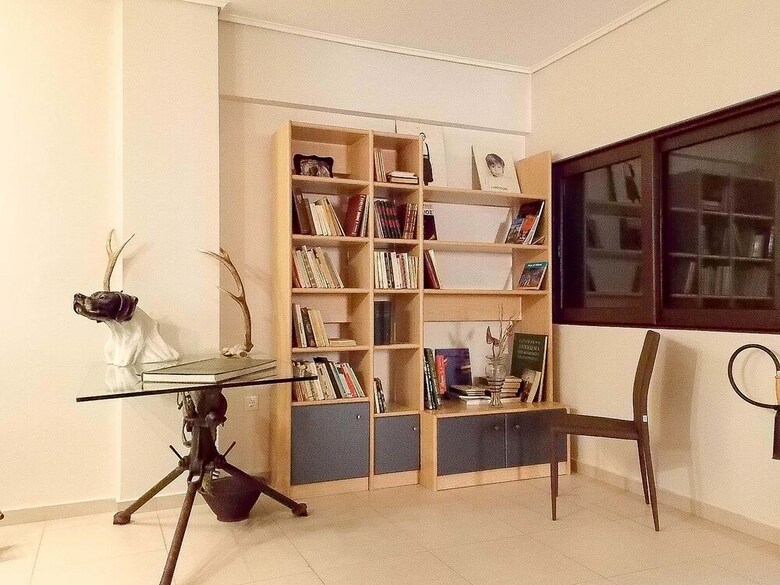 Nea Filadelfia Spacious Apartment With Garden