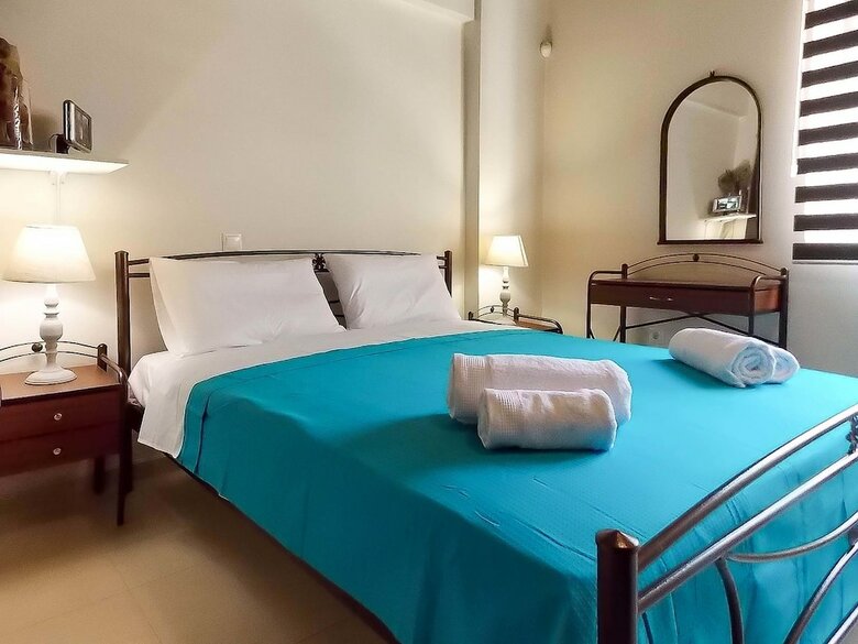 Nea Filadelfia Spacious Apartment With Garden