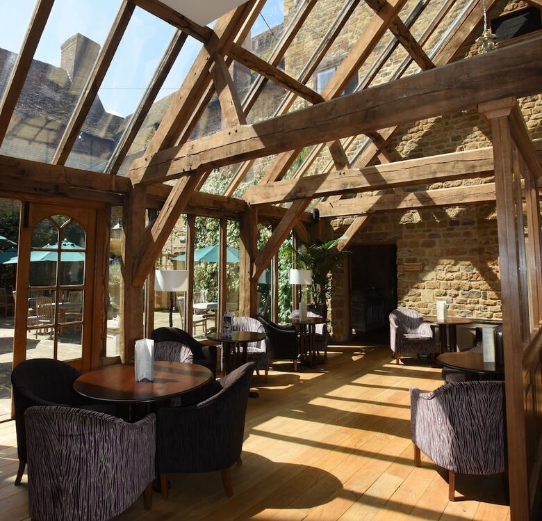 Hotel Fawsley Hall