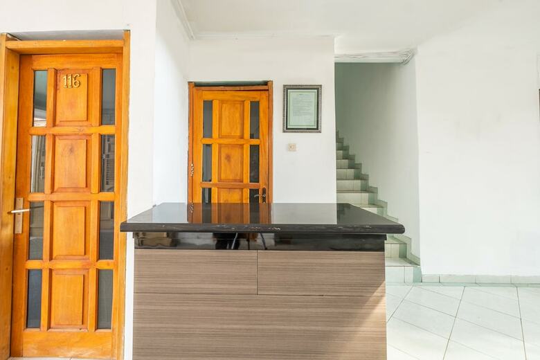Hotel Oyo 1391 Puri Torina Residence
