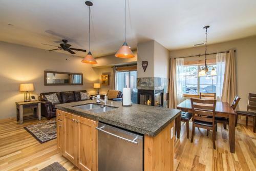 Truckee House