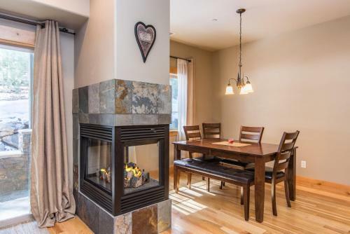 Truckee House