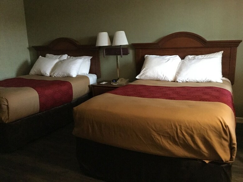 Motel Falls Inn