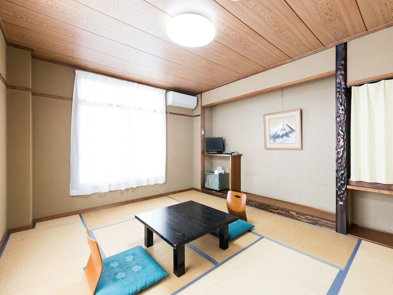 Hotel Oyo Ryokan Hakuryo Shimizu-miho