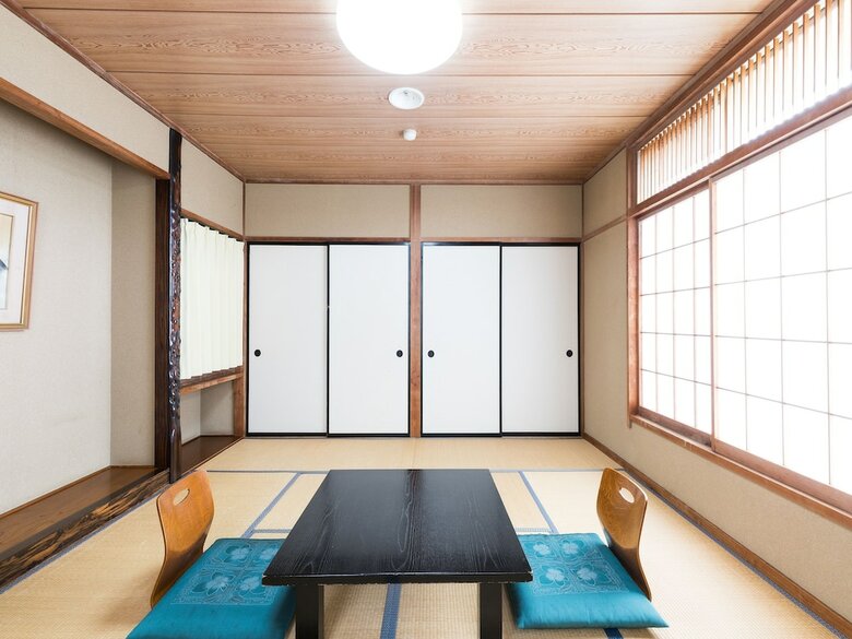 Hotel Oyo Ryokan Hakuryo Shimizu-miho