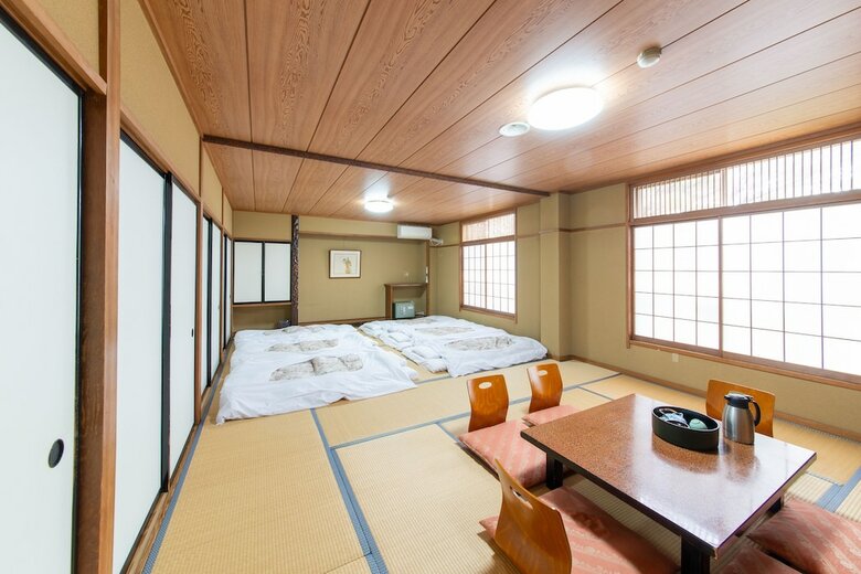 Hotel Oyo Ryokan Hakuryo Shimizu-miho