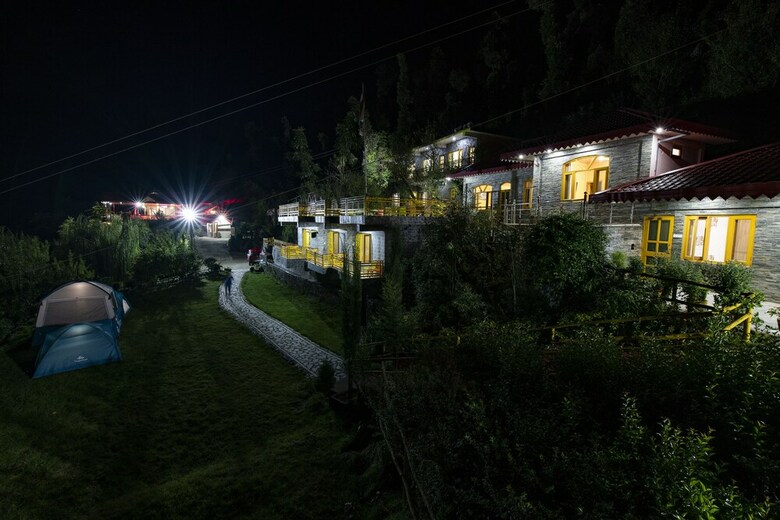 Hotel Sherpa Eco Resort