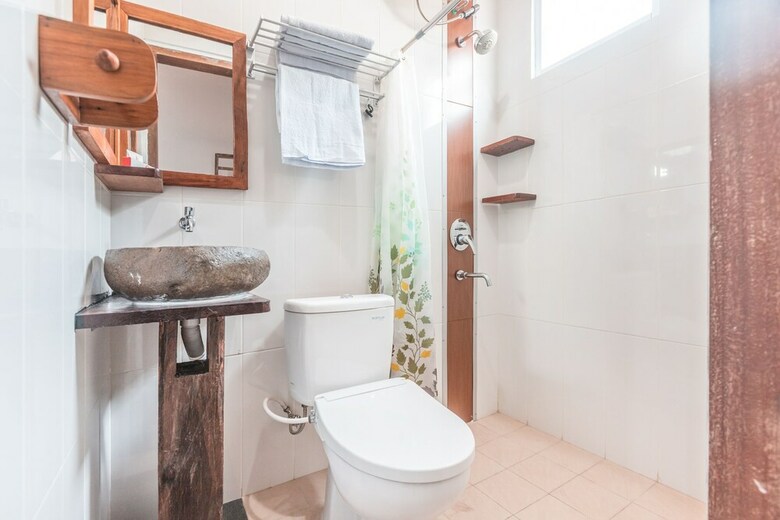 Hotel Oyo 1674 D'krepyak Syariah
