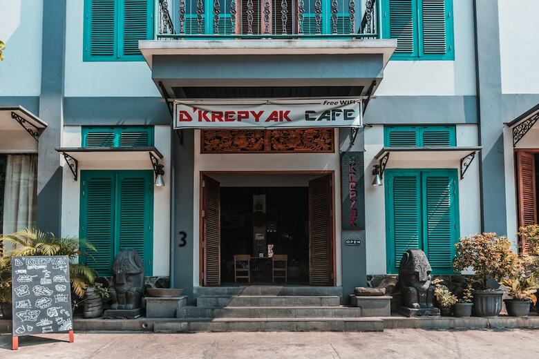 Hotel Oyo 1674 D'krepyak Syariah