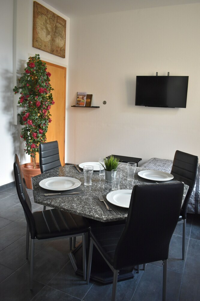 Private & Comfortable Apartments