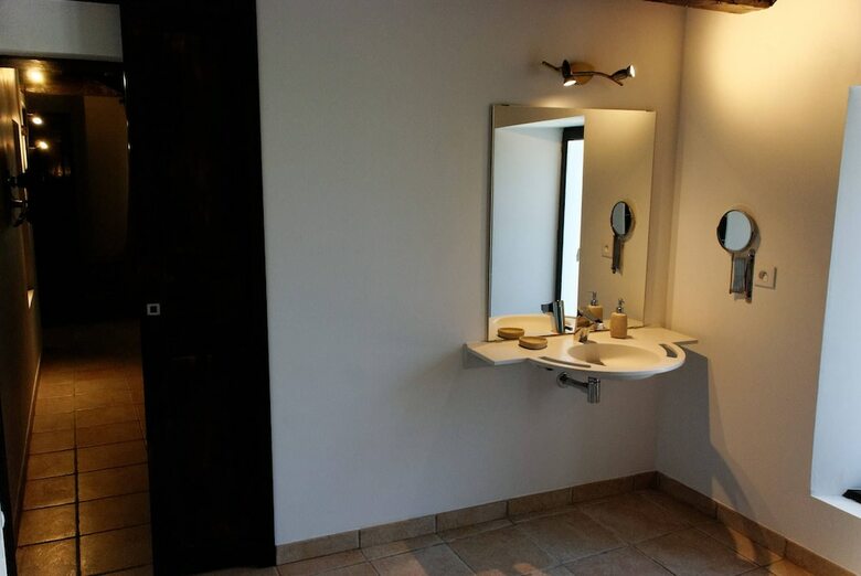 Bed & Breakfast Au Dessus De Parady