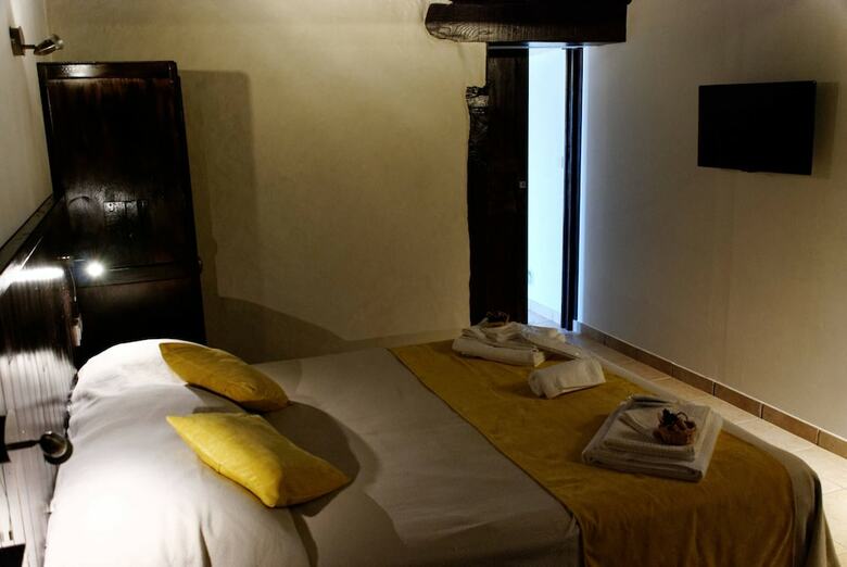 Bed & Breakfast Au Dessus De Parady