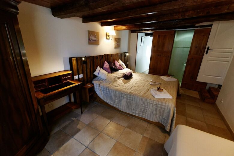 Bed & Breakfast Au Dessus De Parady