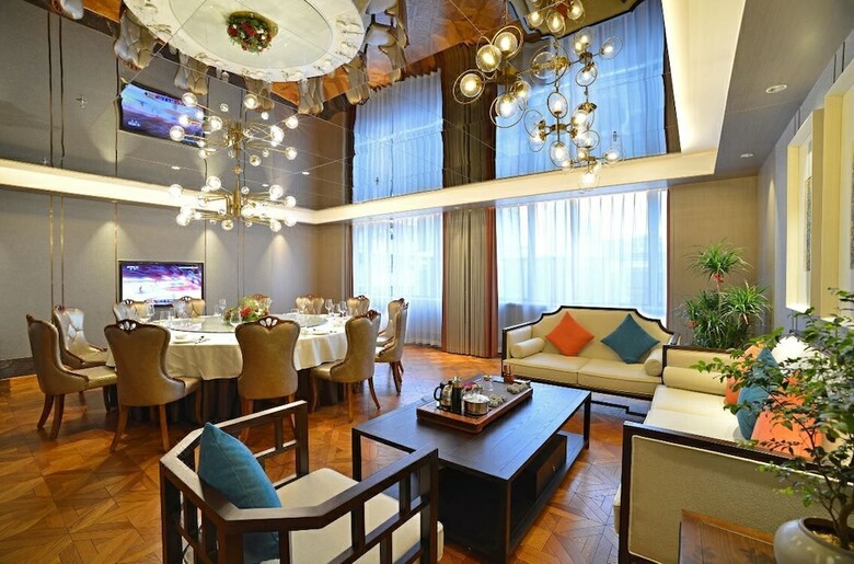 Dajia Hotel