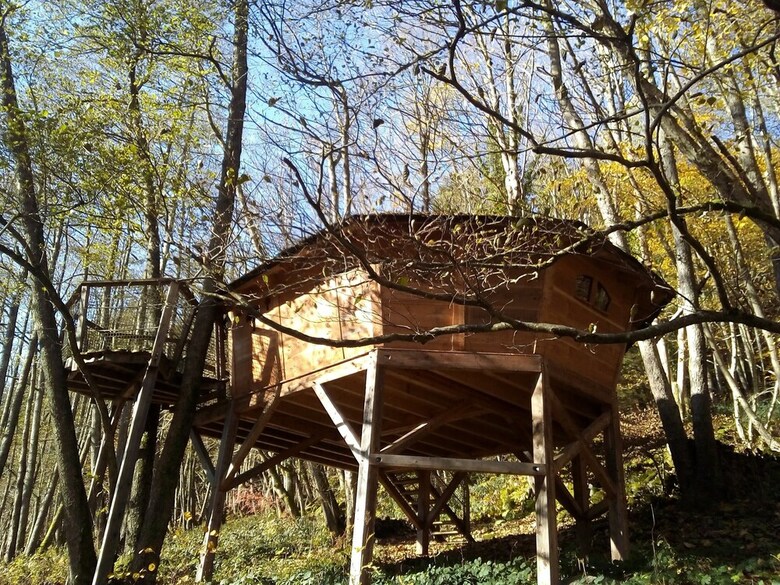Les Cabanes Du Goutty