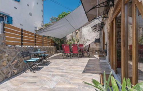 Four-bedroom Holiday Home In Pinezici