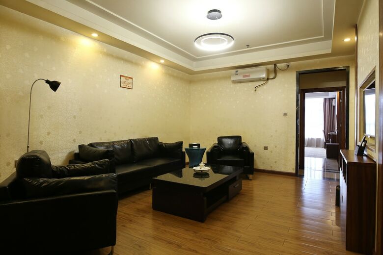 Guangzhou Helong Hotel