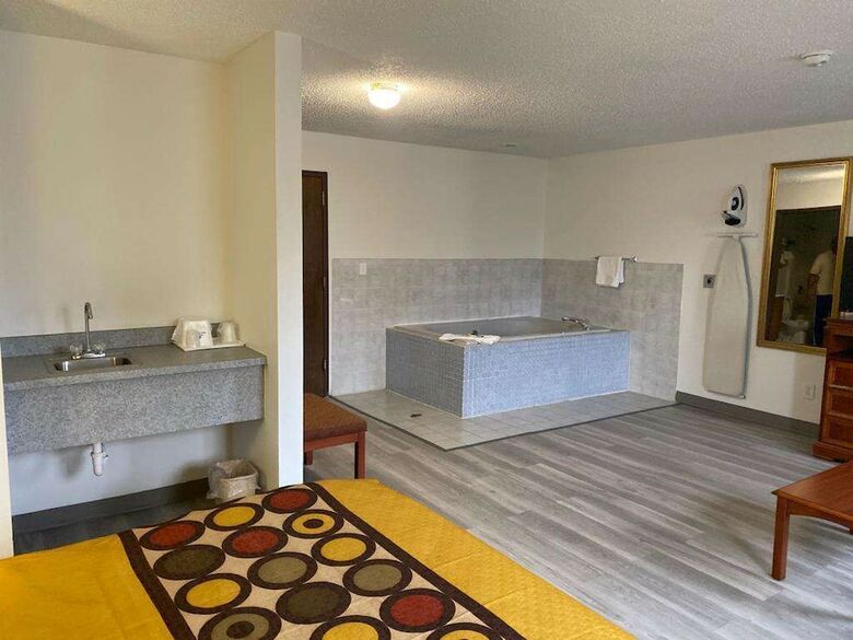 Motel Americas Best Value Inn West Frankfort