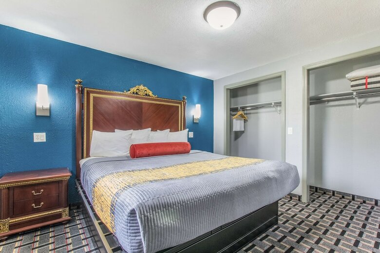 Hotel Knights Inn & Suites Salem, In
