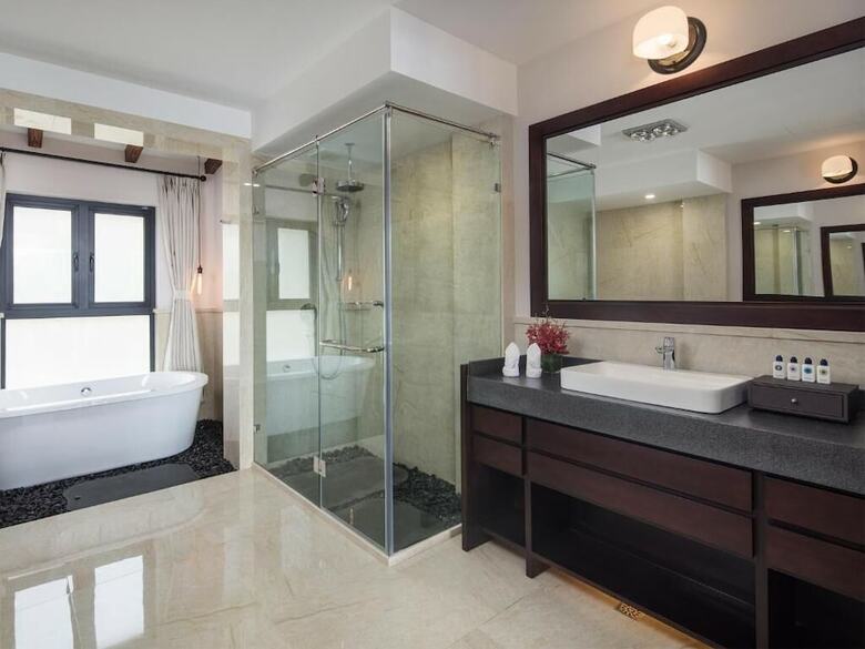 Hotel High Mountain Resort Shangri-la