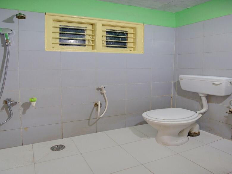 Spot On 41554 Hotel Sri Thirumala Paradise