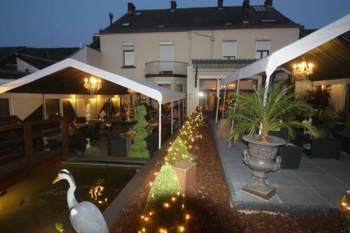 Hostal La Table D'or