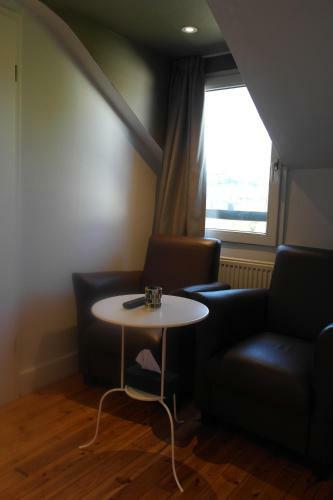 Hostal Zum Goldhahn