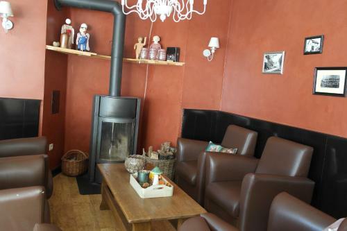 Hostal Zum Goldhahn