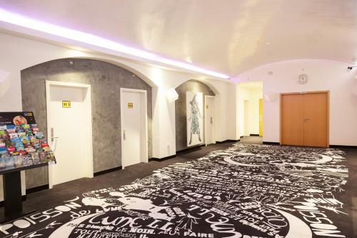 Hotel Tristar