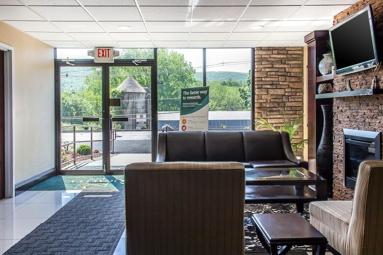 Hotel Quality Inn Near Mountain Creek